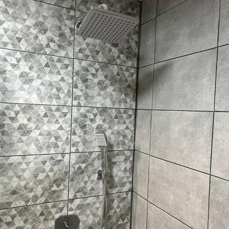 Apartamento Pirotska Modern